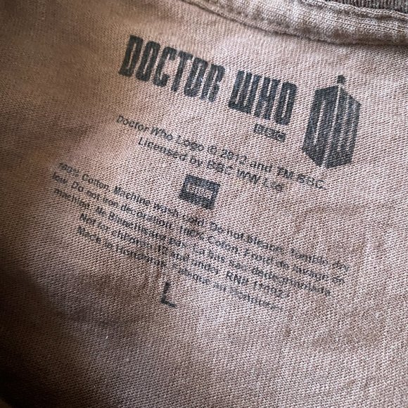 NWOT Dr. Who T-shirt | 11th Doctor Costume Shirt - Picture 3 of 9